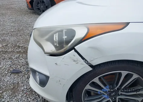 2016 Hyundai Veloster Turbo z USA, uszkodzony, nr VIN KMHTC6AEXGU268764